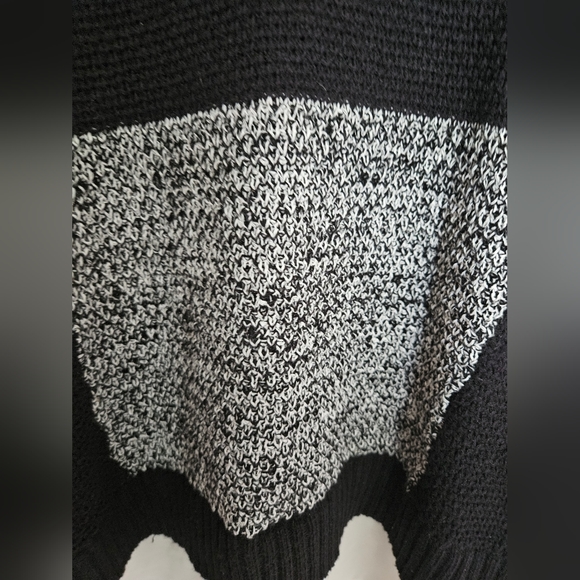 AB studio sweater - Picture 7 of 7